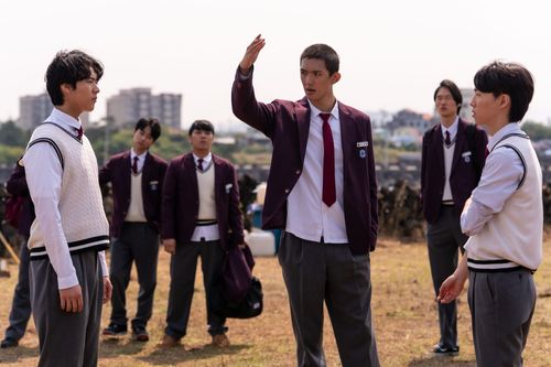 © 2026 LET’S FILMS & AURA PICTURES CO., Ltd. ALL RIGHTS RESERVED